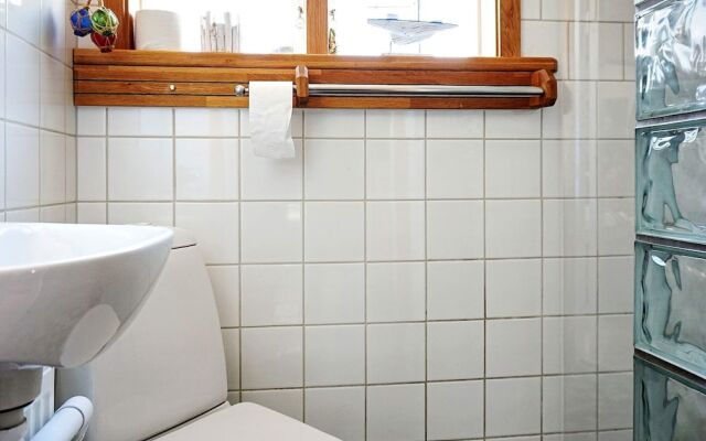 8 Person Holiday Home in Kungshamn