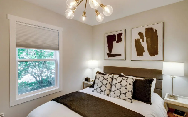 Stylish 'crosby Cottage' - 1 Mi to Serpent Lake!