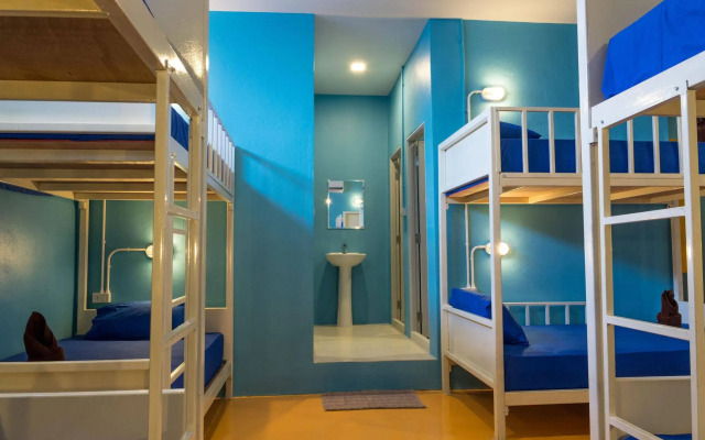 Treechart Hostel