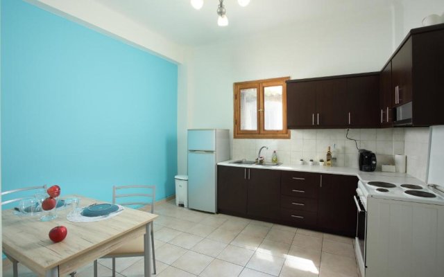 Nikea apartment near Piraeus port and metro st