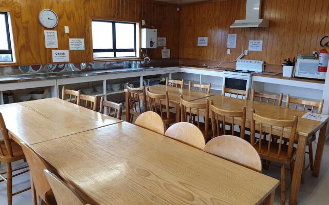 Manowhenua Lodge - Hostel