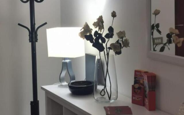 Grey's Apartment