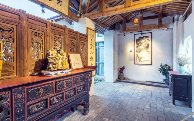 Lijiang Stories From Afar Inn
