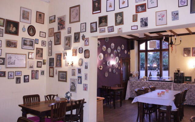 hotel le bonheur