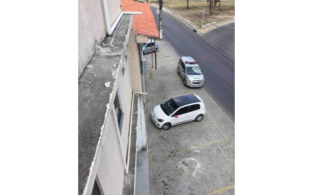 Flats funcionais com AR em importante avenida da cidade