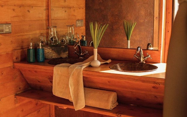 Olengoti Safari Camp - East Africa Camps