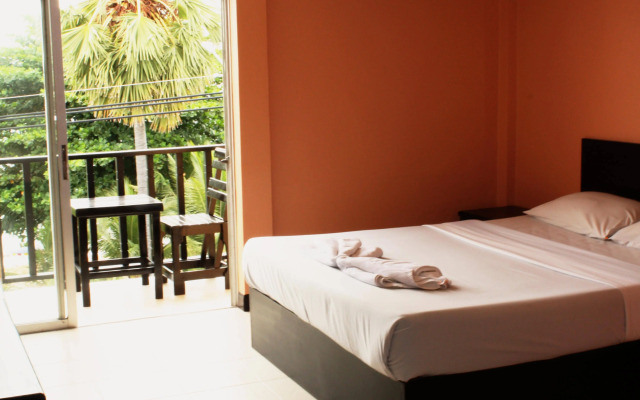 Opal House Hotel & Restaurant