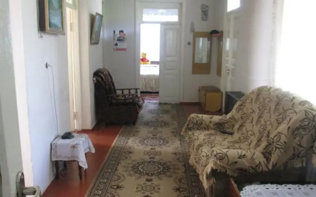 Guesthouse on Sayat Nova 85