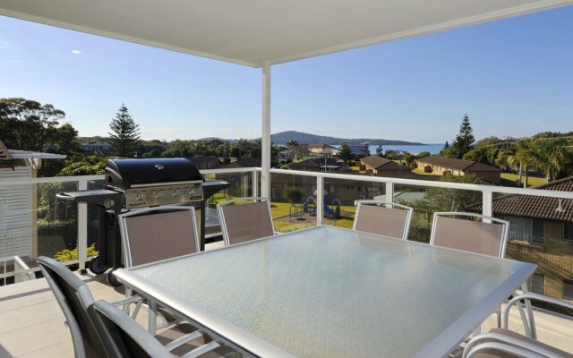 Lentara St 57 - Fingal Bay