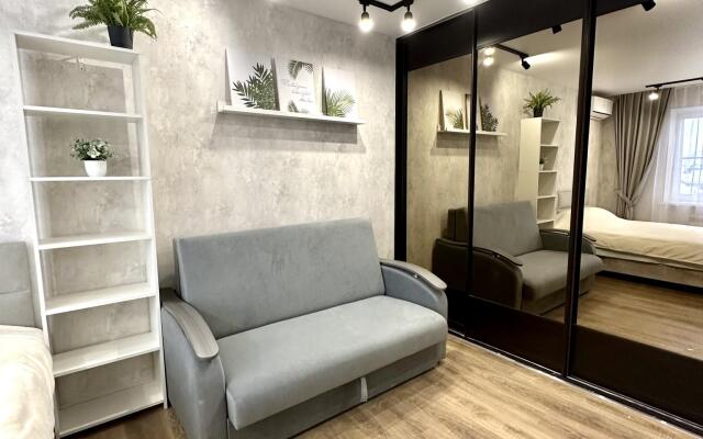 Апартаменты рядом с Ривьерой  и Чашей на Меридианной