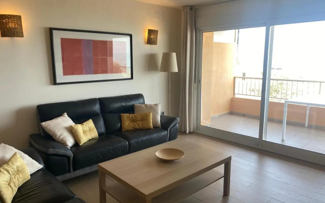 Albamar frontline Beach apartment 3 bedrooms