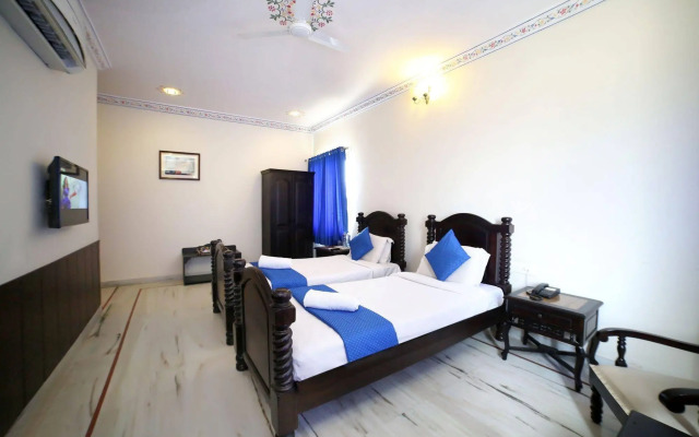 Hotel Royal Pratap Niwas