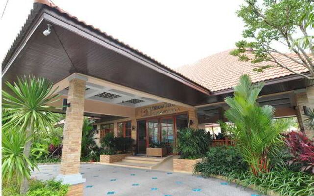 Chalong Villa Resort and Spa