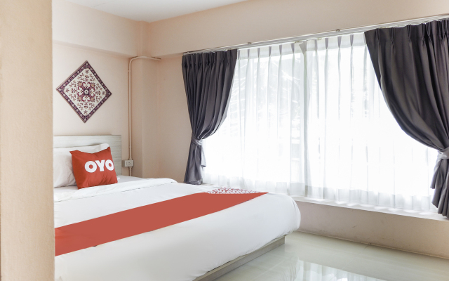 OYO 983 The Private Hotel