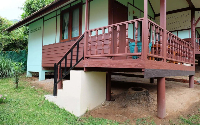 Pooltrap Village Bungalow