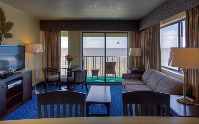 Sailport Waterfront Suites