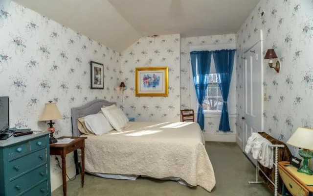 The Jeremiah Mason House B & B