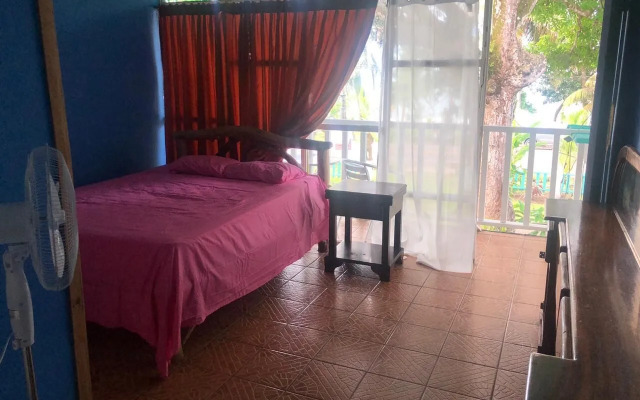Colores Hostel