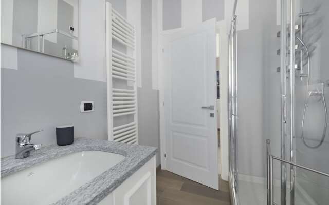 Modern Inner City Apartment