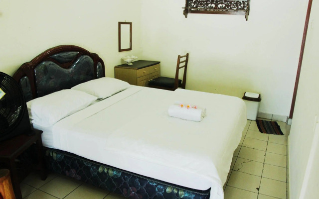 Soka Indah Restaurant & Bungalows