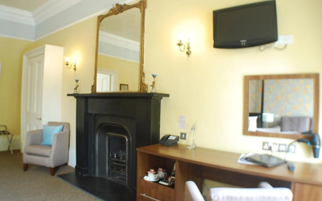 The Salisbury Hotel