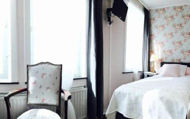B&B-Fine Fleur