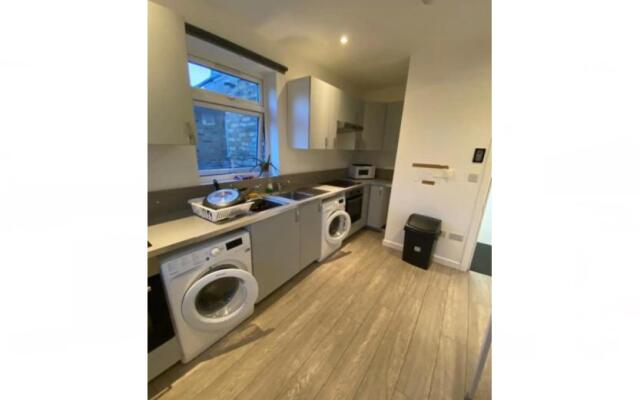 1102 Harrow Studios by Everywhere to Sleep London