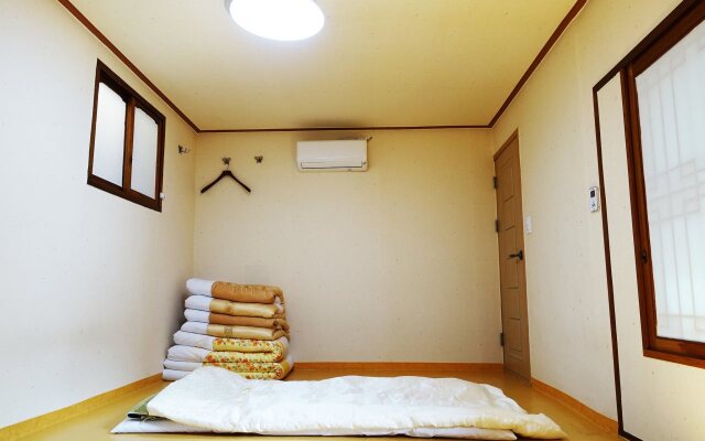Hue Hanok Guesthouse