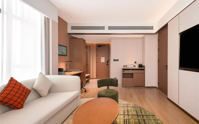 Hilton Garden Inn Xinyang East Railway Station – Guest Rooms – Xinyang