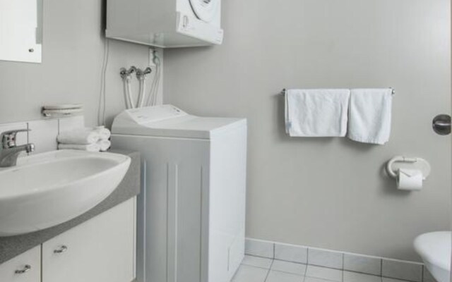 Crown on Cintra Lane Serviced Apartments
