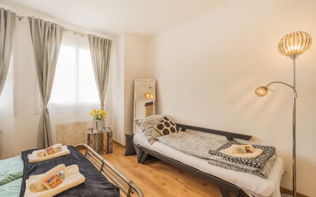 Gierstergasse Apartment Near Downtown