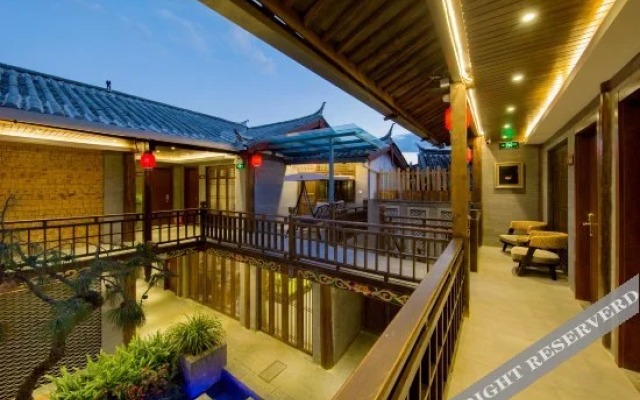 Yinman·Courtyard Yushe Life Aesthetics Designer B&B (Lijiang Old Town Sifang Street)