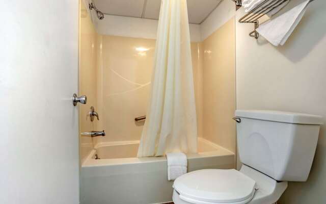 Econo Lodge Easton Route 50