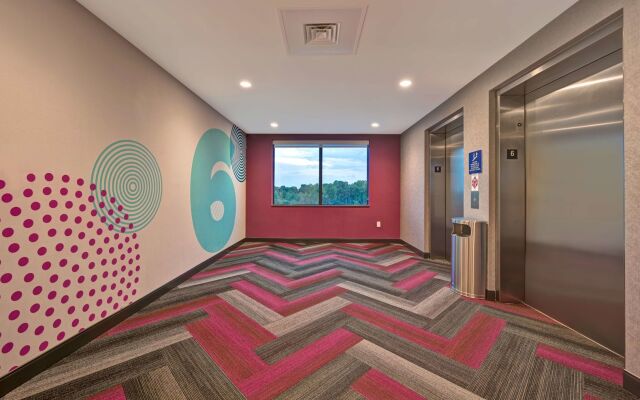 Tru by Hilton Mooresville