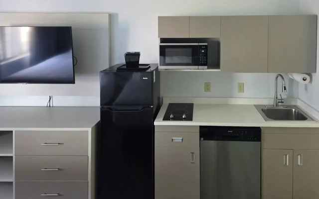 MainStay Suites LeClaire - Quad Cities