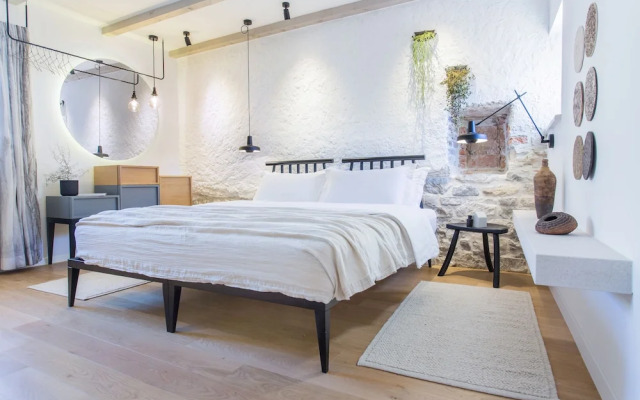 Boutique stone house Franco