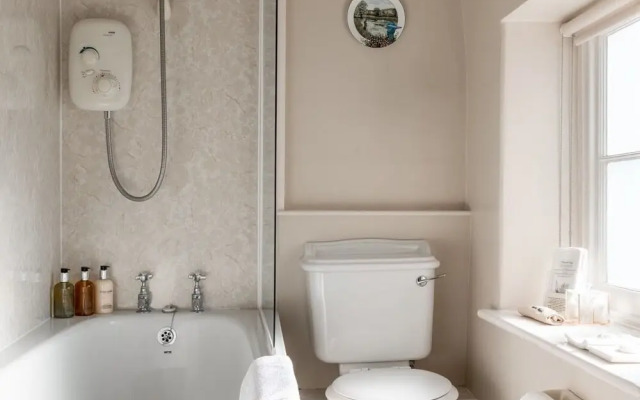 Manor Farm B & B
