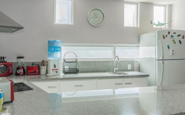 Azul 101 by Riviera Rentals