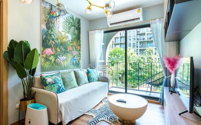 2BR Designer's villa at La Habana Huahin