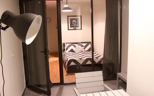 Jazz on Columbus Circle Hostel