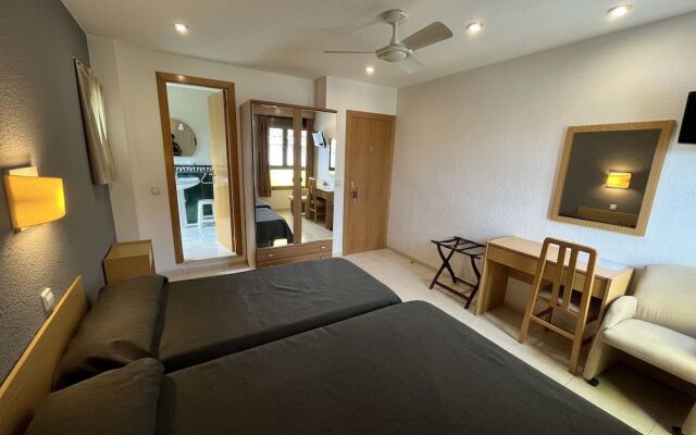 Hostal Tarrés