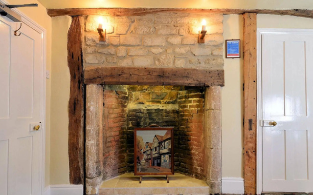 The Abbey Hotel and Apartments