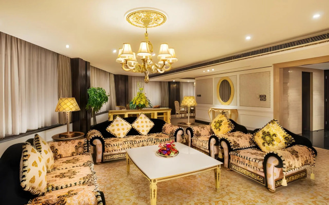 Broadway Hotel