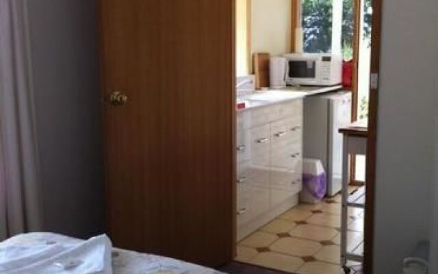 Channel Views Apartment