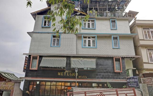 Fabhotel Meylong Hills
