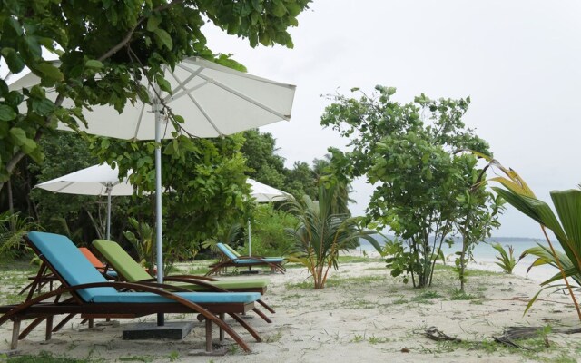 Sandyy Wavess Beach Resort
