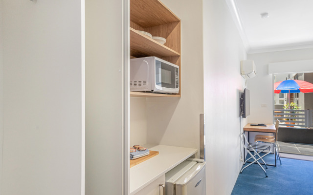 Nelson Towers Motel & Apartments