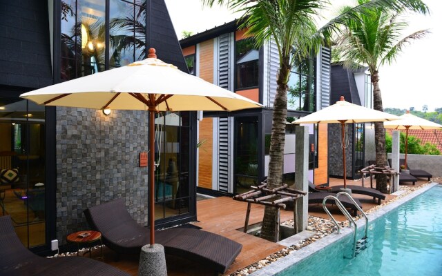 Bukit Pool Villas