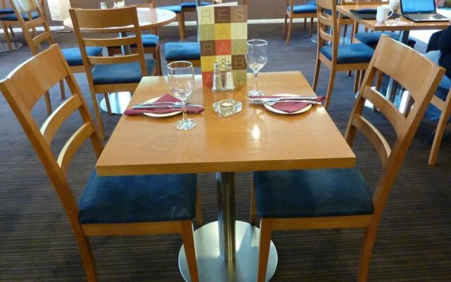 ibis Rotherham East – (M18 - M1)
