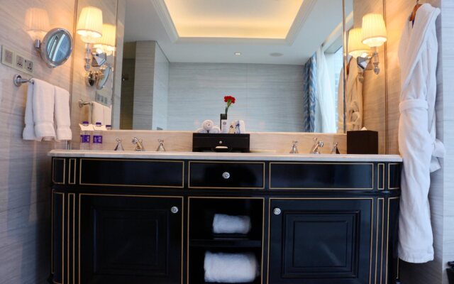 The Azure Qiantang, a Luxury Collection Hotel, Hangzhou